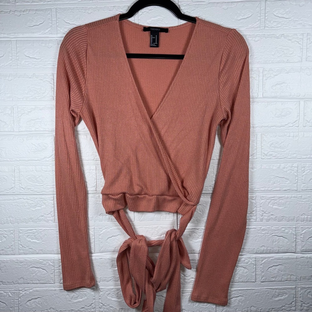 Forever 21 Wrap Top Womens Medium Pink Ribbed Long Sleeve Cropped Tie Waist